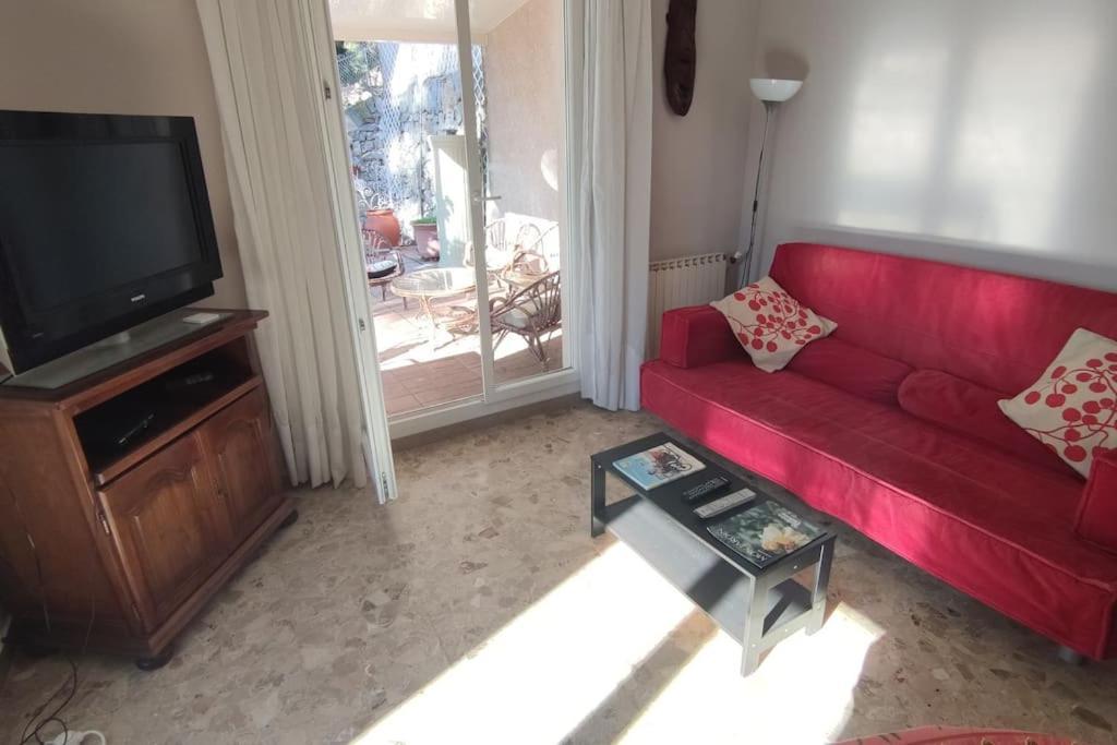 Appartement Bas De T3 - Calme Et Vue Panoramique